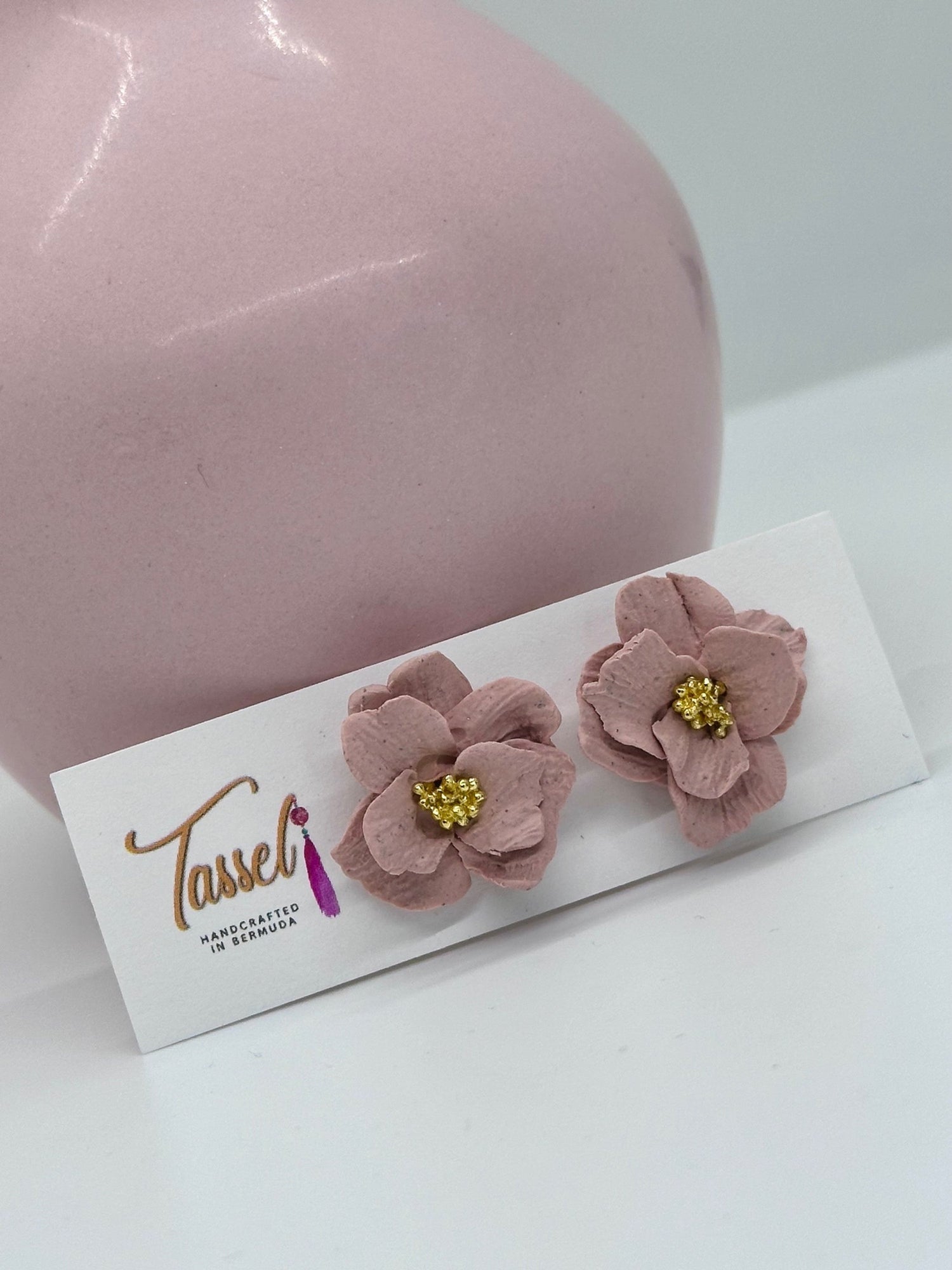 Lightweight hypoallergenic stud earrings with flower designs